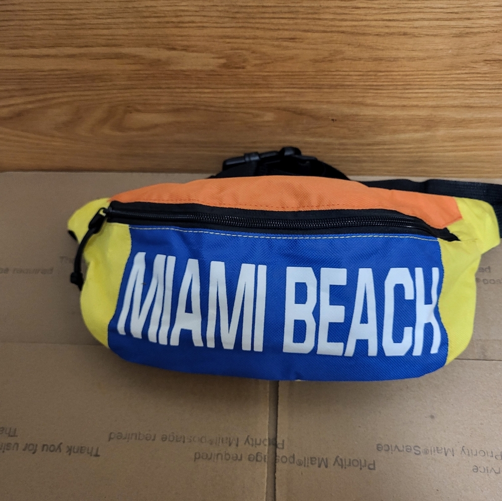 Miami Beach Fanny Pack NWOT